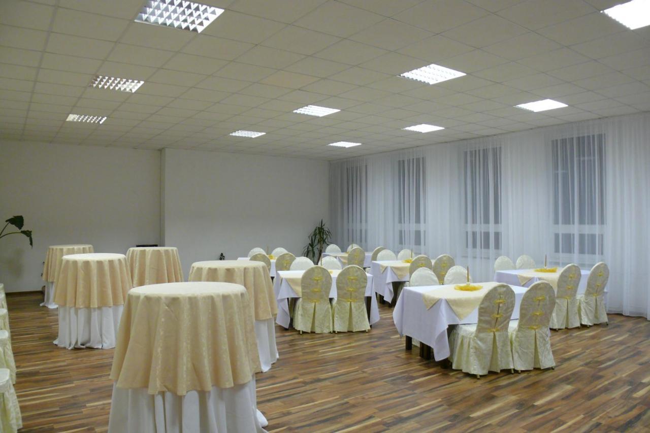 Svatojansky Kastiel Hotel Liptovsky Jan Exterior photo
