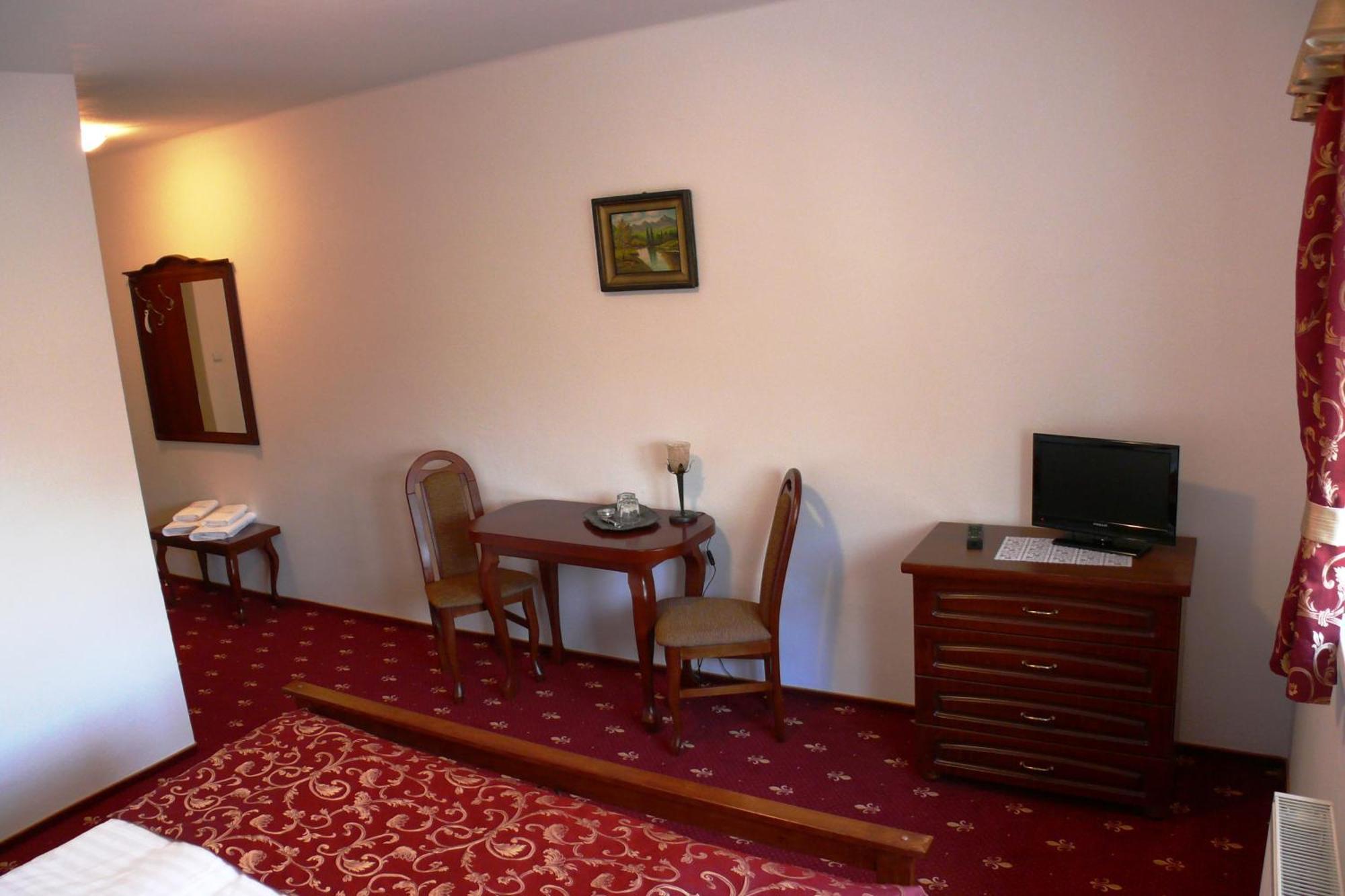 Svatojansky Kastiel Hotel Liptovsky Jan Room photo